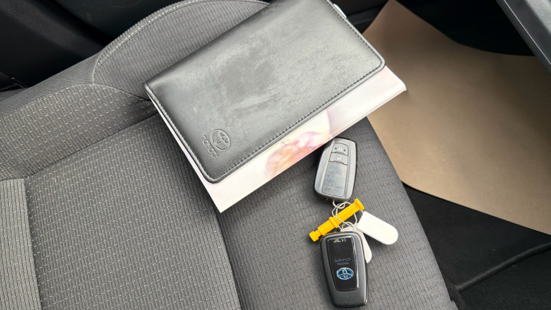 Toyota C-HR 1.8 Hybrid Icon 5dr CVT Hybrid Hatchback